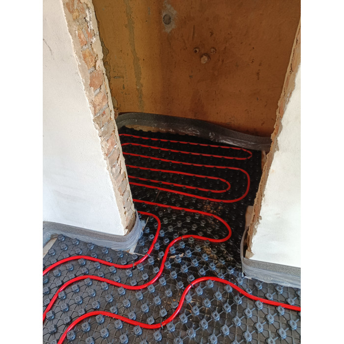 Podlahové vytápění na klíč (projekt + materiál + montáž + regulace)