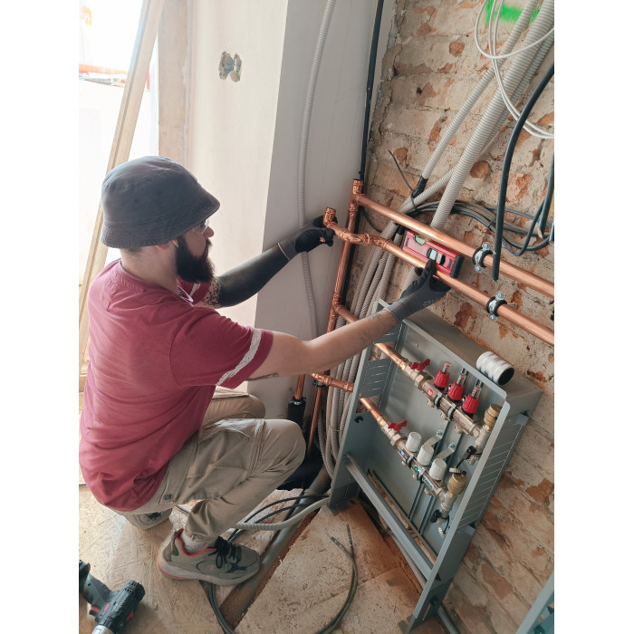 Komplexní nabídka - Podlahové vytápění na klíč.Komfort a úspora energie přímo do vašeho domova!(cena za 1m²).