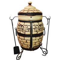 Keramická pec-Tandyr gril  5v1 -"Venecia". Vhodný pro skupiny  skupiny: až 7 osob.Hmotnost: 93 kg .Objem: 75 dm³ (75 litrů).